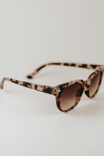 Willa Wayfarer Sunglasses