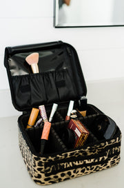 khloe customizable cosmetic case - final sale