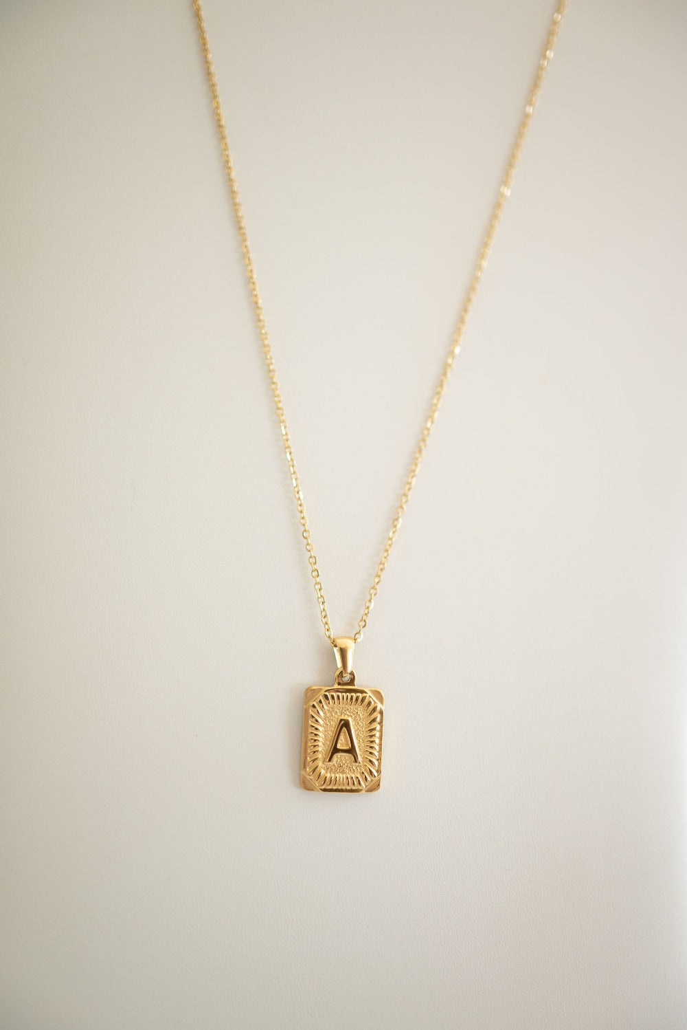 selena initial pendant necklace