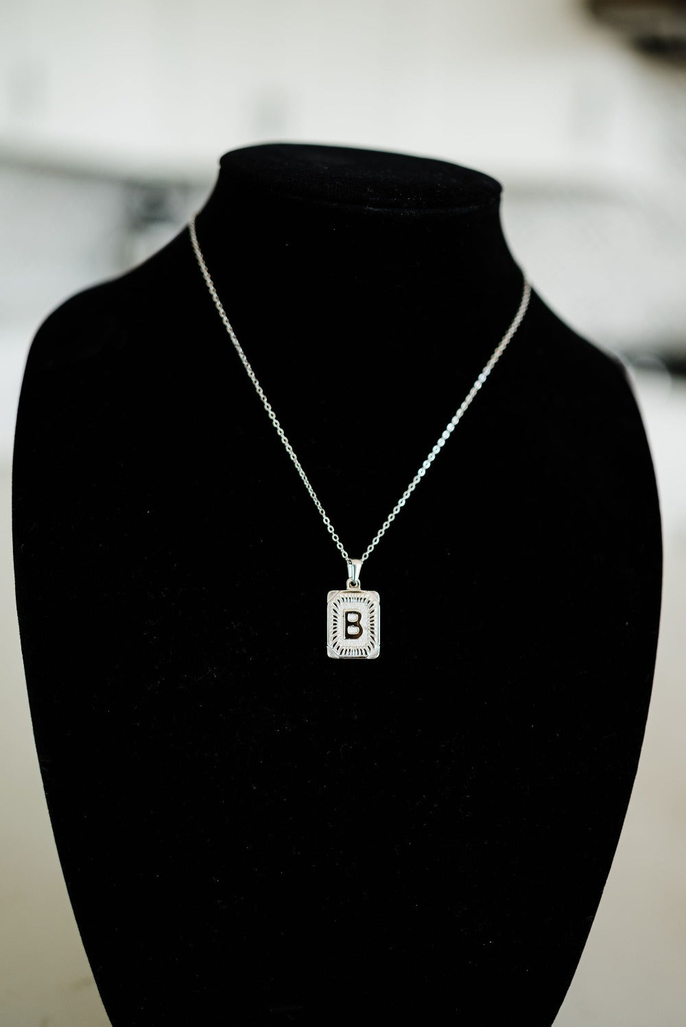 selena initial pendant necklace