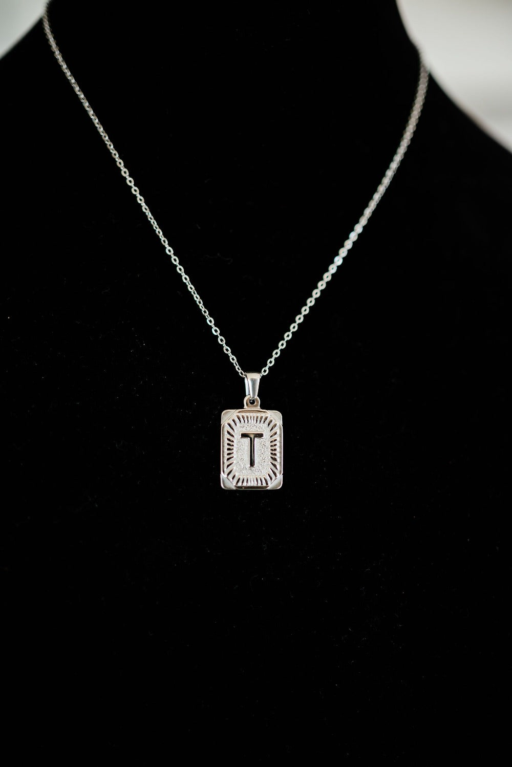 selena initial pendant necklace