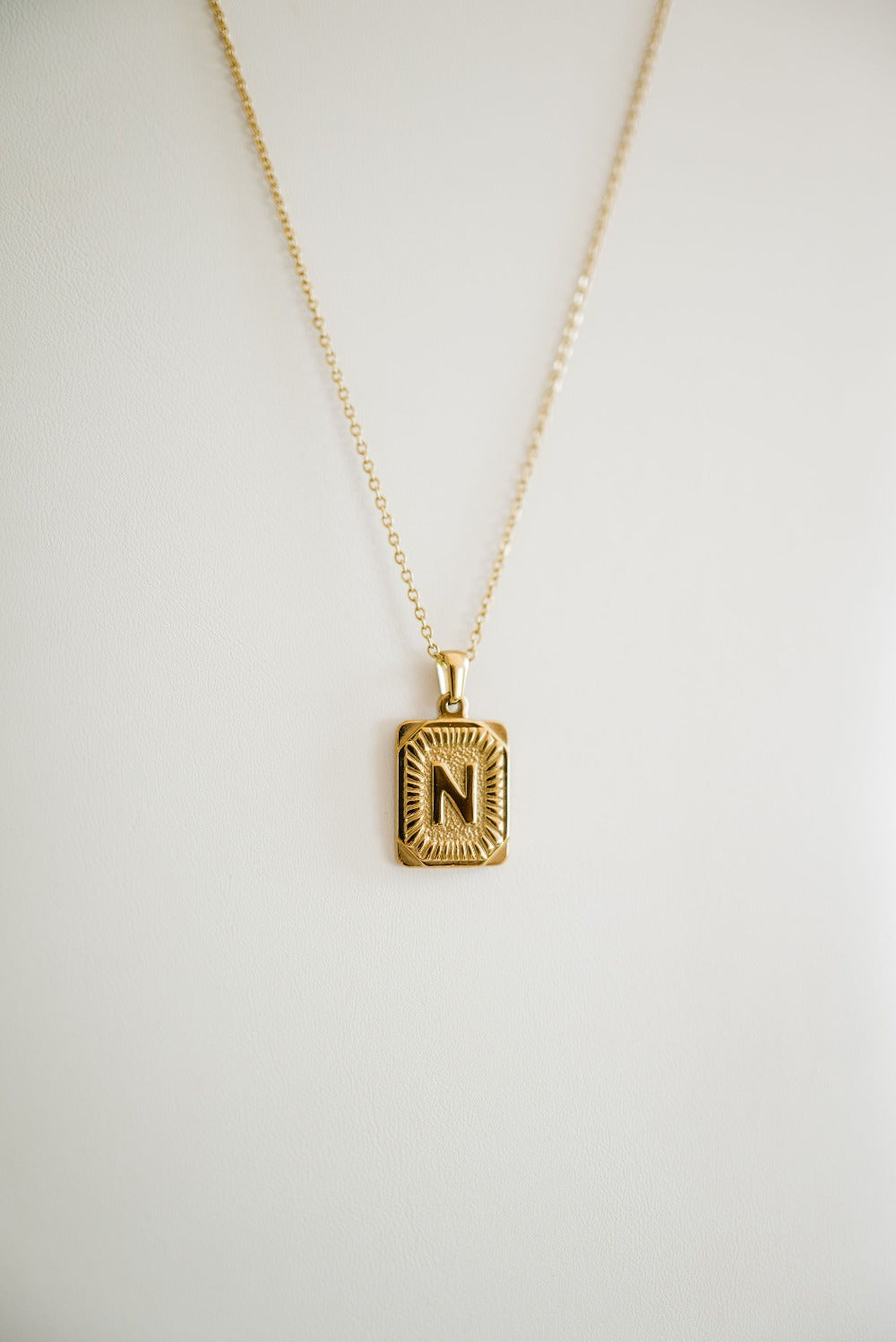 selena initial pendant necklace