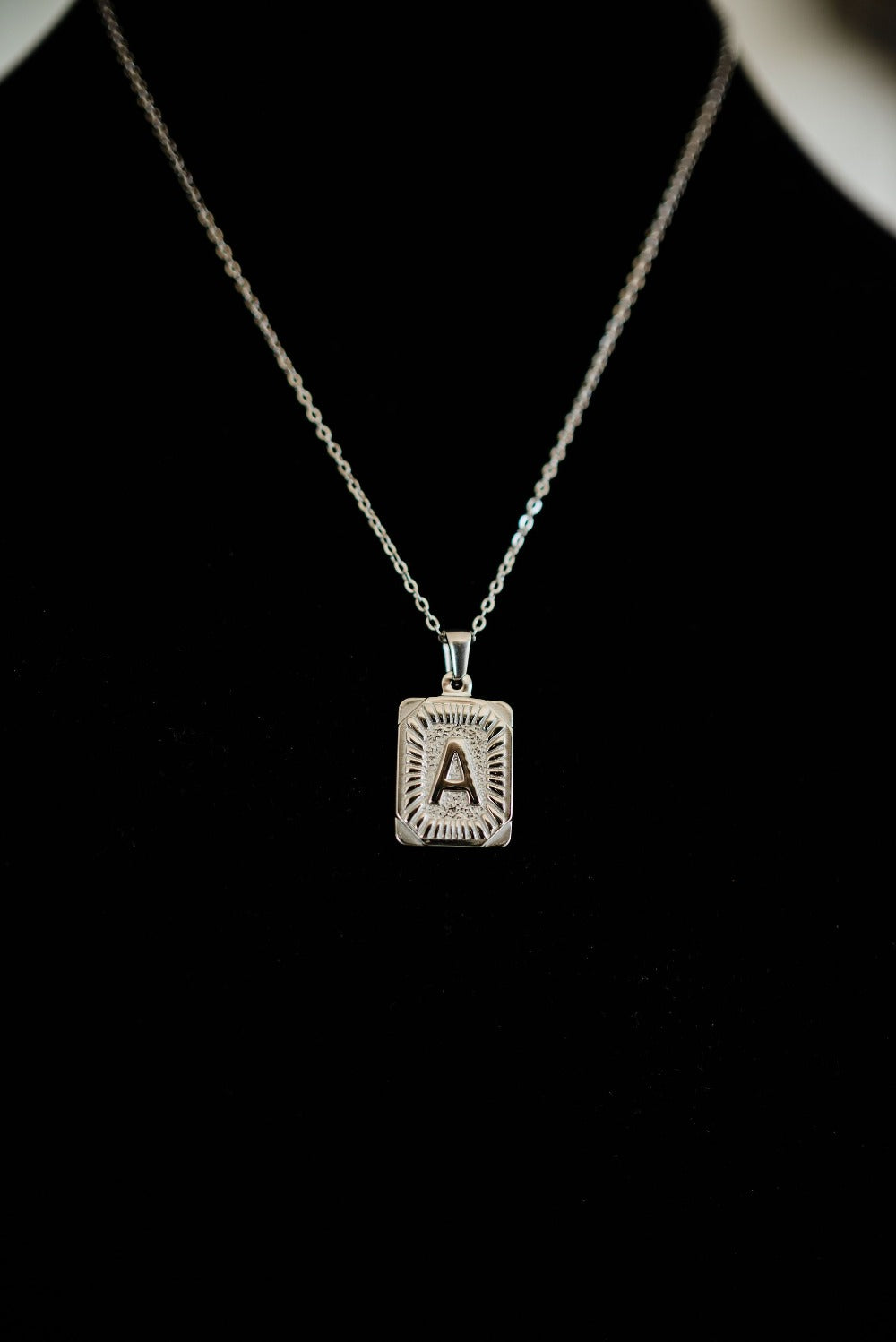 selena initial pendant necklace