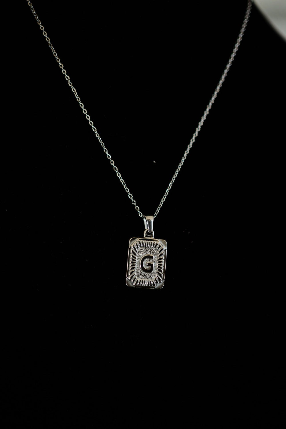 selena initial pendant necklace