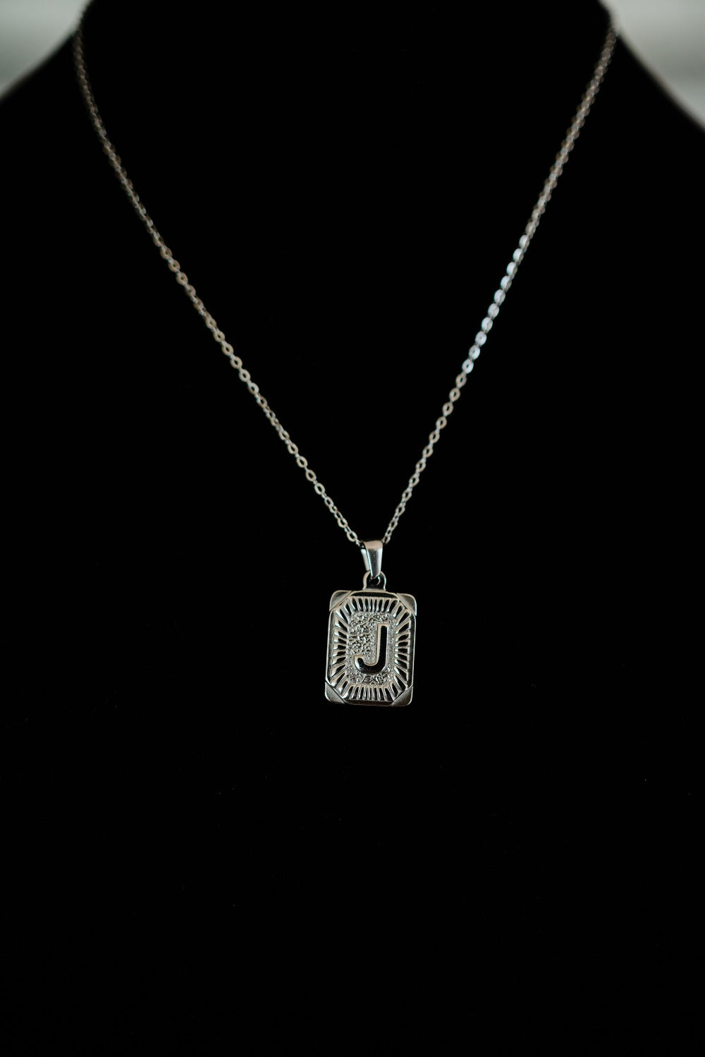 selena initial pendant necklace