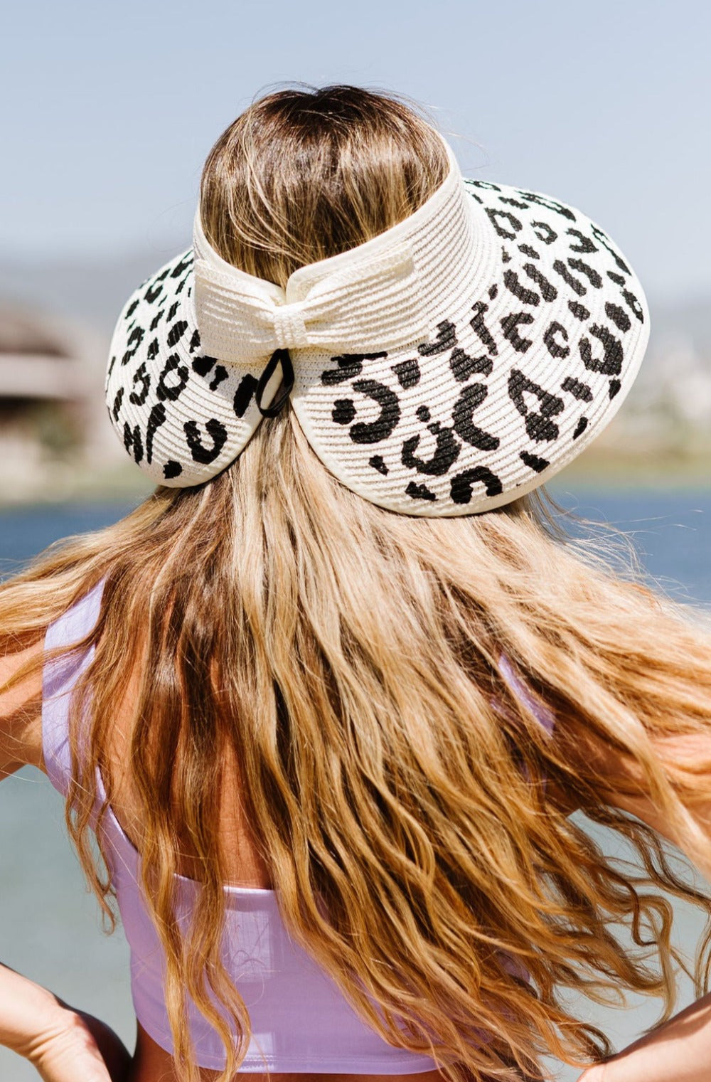 HELENKAMISKI MARISOL UPF50＋サンバイザー Marisol Roll-Up Visor - Final Sale – modern+chic