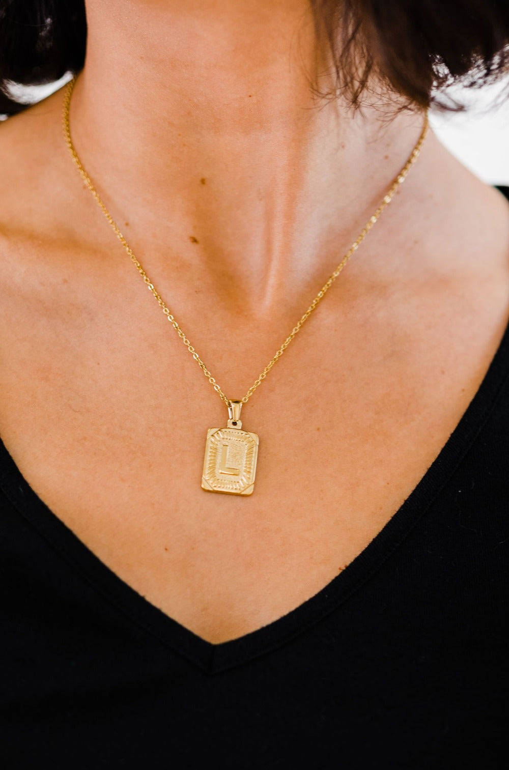 selena initial pendant necklace