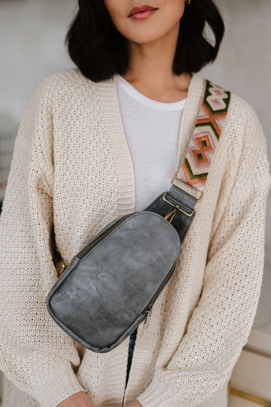 Sutton sling outlets crossbody bag