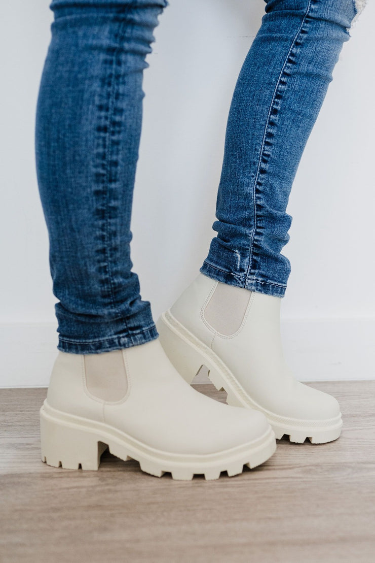 xena boots