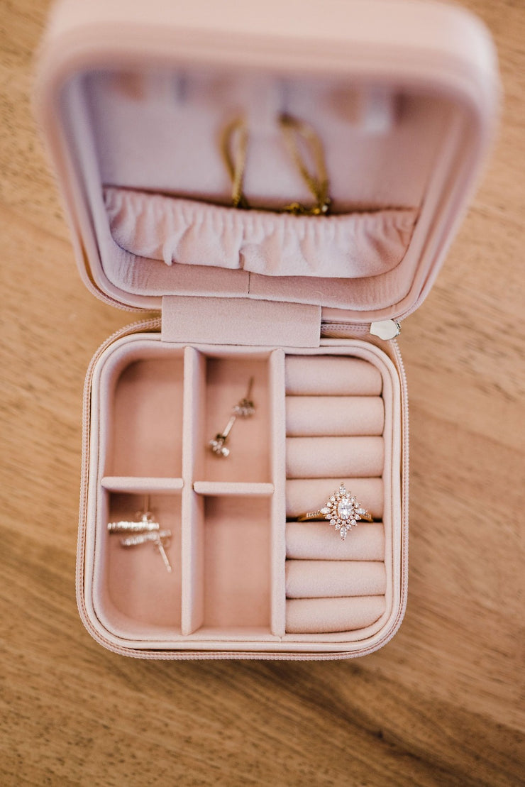 christina jewelry case