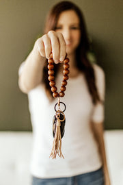 ivy wooden keychain bracelet