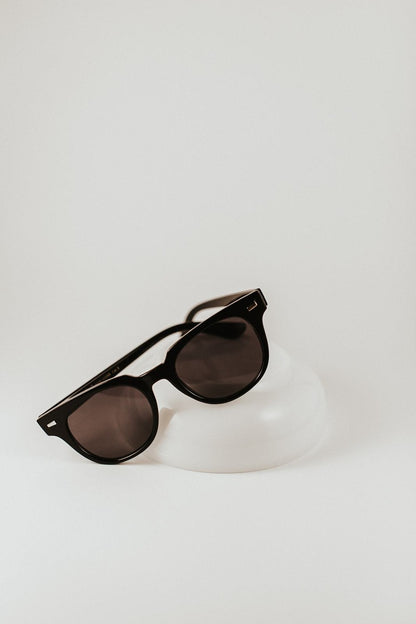 Willa Wayfarer Sunglasses