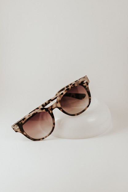 Willa Wayfarer Sunglasses