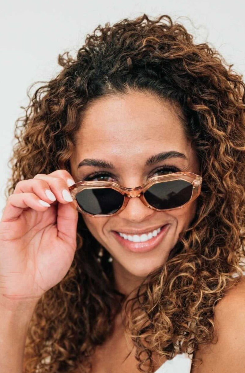 Soleil Blossom Sunnies - brown Maui Jim Blossom Polarized Sunglasses | SCHEELS.com main image 2